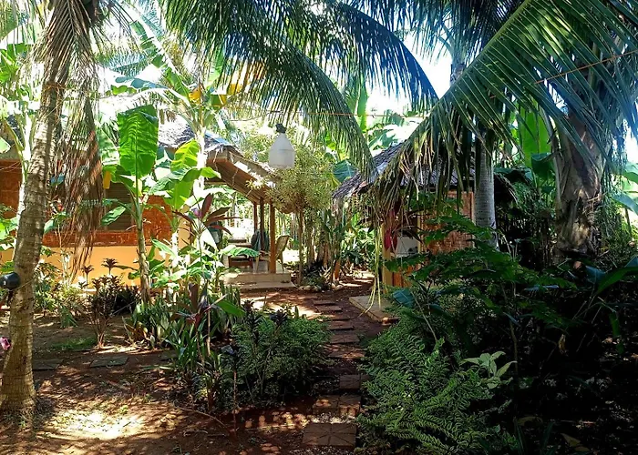 Michael's Native Farm stay